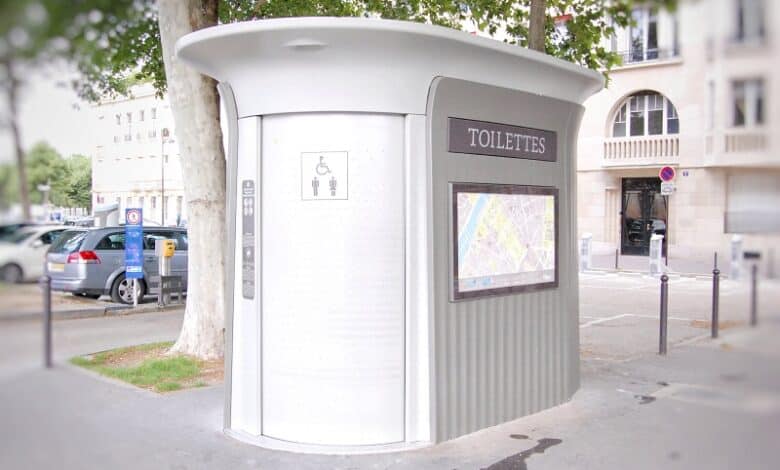 Mais la salle de bain est-elle propre ? – Taille propre